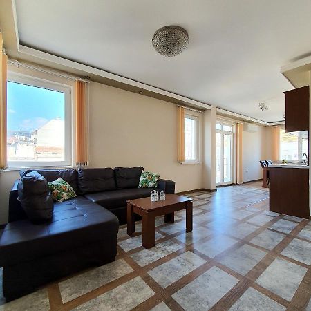 High Esteta Grand Apartman Burgasz Kültér fotó